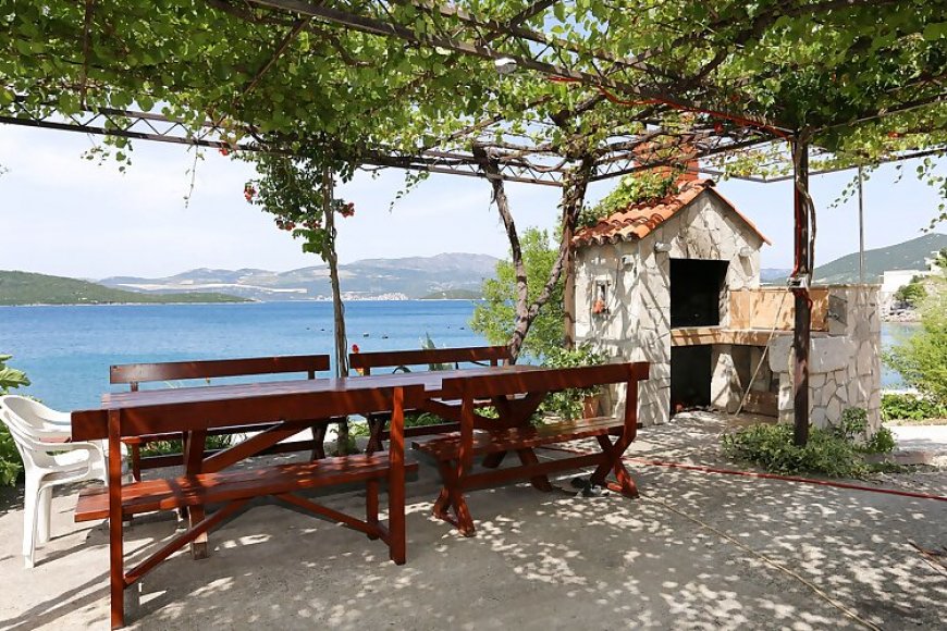 Apartmanok A Tenger Mellett Öböl Pjestata, Peljesac - 10236 Pještata