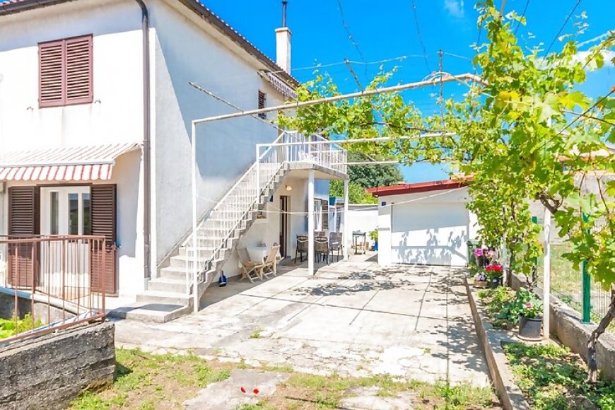 Apartments Karneol Biograd