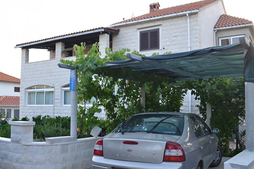 Apartmani Marino Supetar