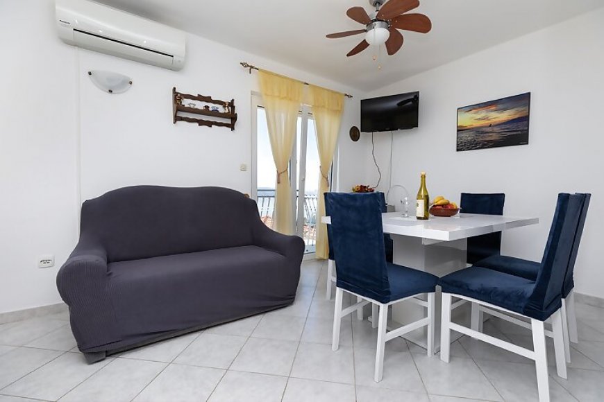 Apartmanok Parkolóhellyel Mimice, Omis - 2805 Mimice