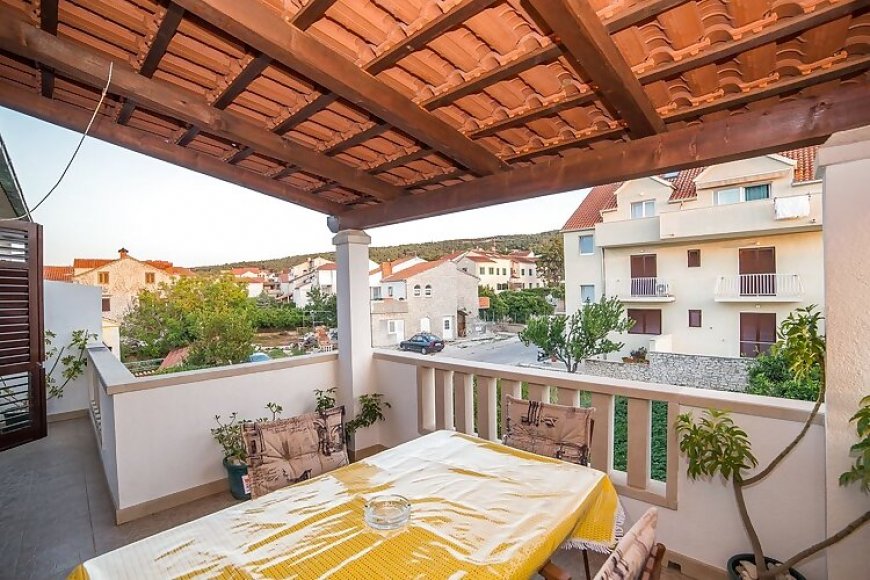 Apartmanok A Tenger Mellett Supetar, Brac - 14747 Supetar