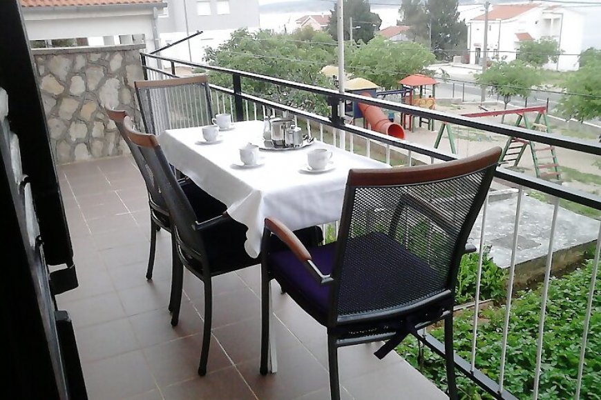 Apartmanok Parkolóhellyel Maslenica, Novigrad - 11089 Maslenica