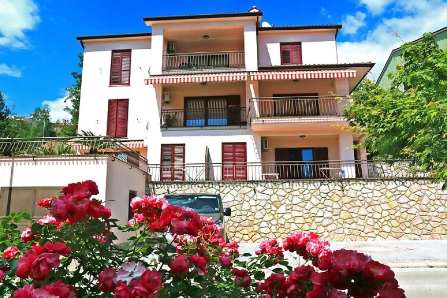 Apartmanok Parkolóhellyel Rabac, Labin - 7429 Rabac