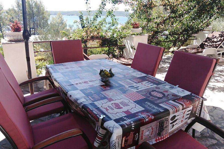 Apartmanok Parkolóhellyel Zavala, Hvar - 8706 Zavala