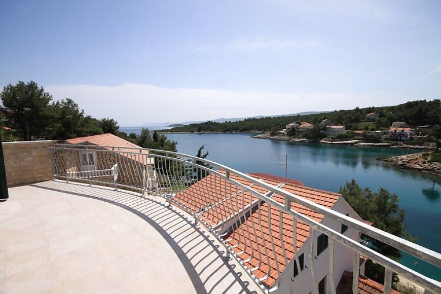 Apartmanok A Tenger Mellett Basina, Hvar - 8754 Basina